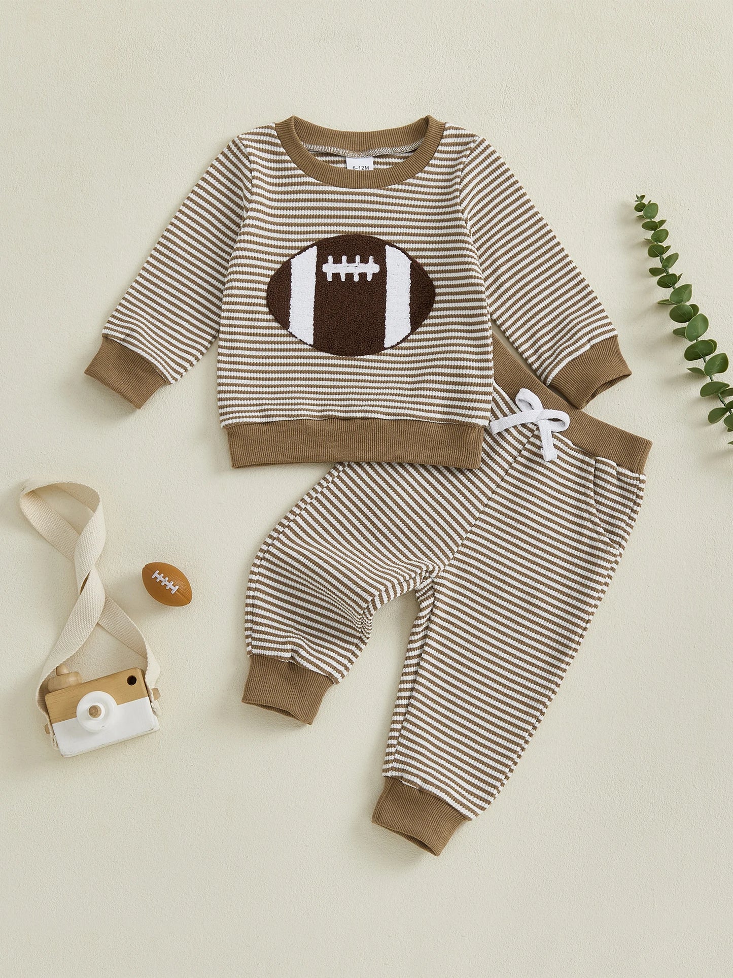 Boys 2-Piece Set Stylish Long Sleeve Embroidered Rugby Sweatshirt with Matching Striped Sweatpants for a Cozy Fall Look